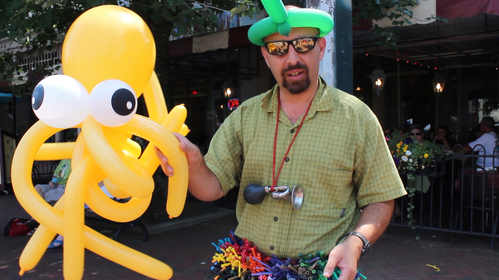 Angel the Balloon Man makes an awesome octopus